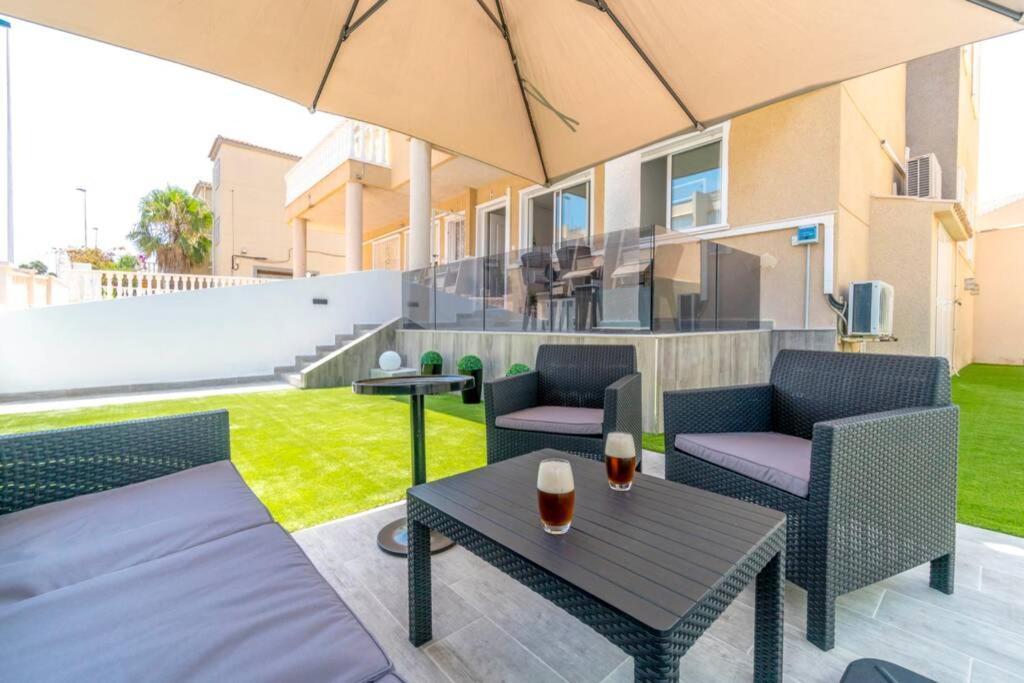 Villa-Capricho Playa - Zeus Torrevieja Exterior foto